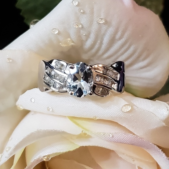 Special! Solid 10kt Wt Gold, Diamond & Aquamarine - Picture 2 of 8